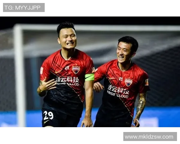 上海足球队团队协作变革引发热议助力球队重塑辉煌未来