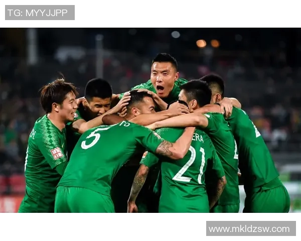 上海羽毛球队以52分稳居精英赛积分榜首位展现强劲实力