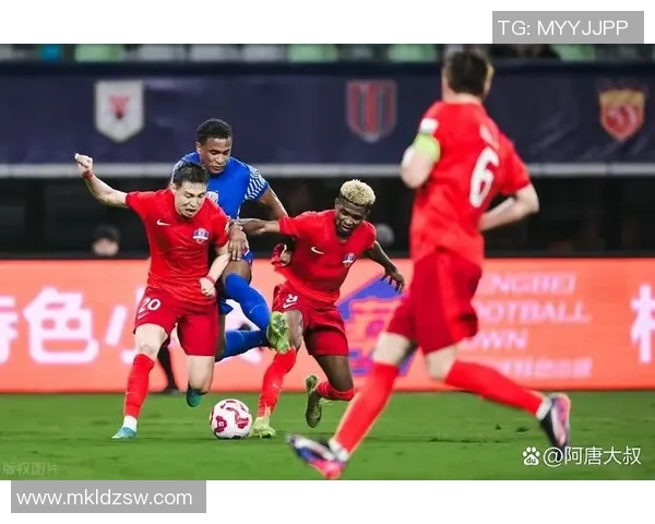 南京羽毛球队以57分领跑大满贯积分榜展现强劲实力 南京羽毛球队以57分领跑大满贯积分榜展现强劲实力