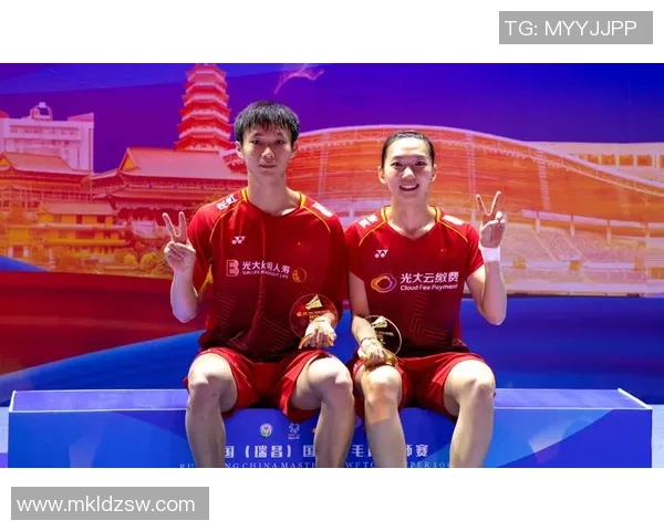 杭州与武汉足球队赛后复盘分析比赛节奏与战术对抗的精彩瞬间 杭州与武汉足球队赛后复盘分析比赛节奏与战术对抗的精彩瞬间