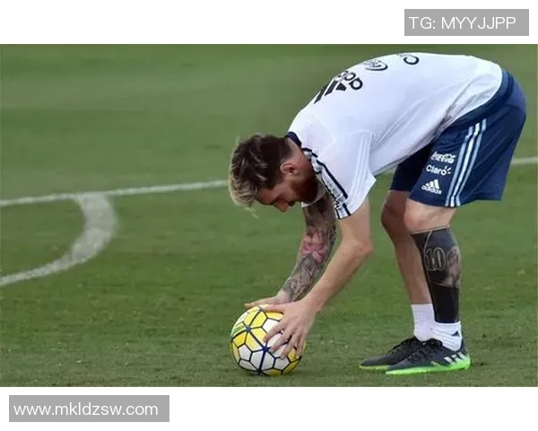 足球明星的纹身图案引发热议网友称其设计实在太丑了 足球明星的纹身图案引发热议网友称其设计实在太丑了